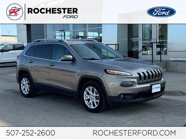 2018 Jeep Cherokee Latitude FWD for sale in Rochester, MN