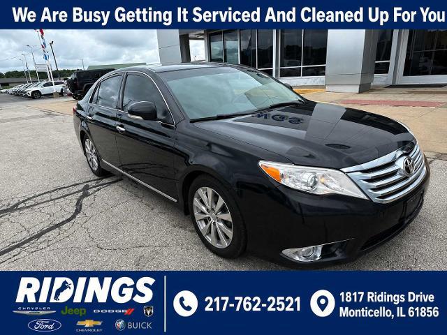 2011 Toyota Avalon Limited for sale in Monticello, IL