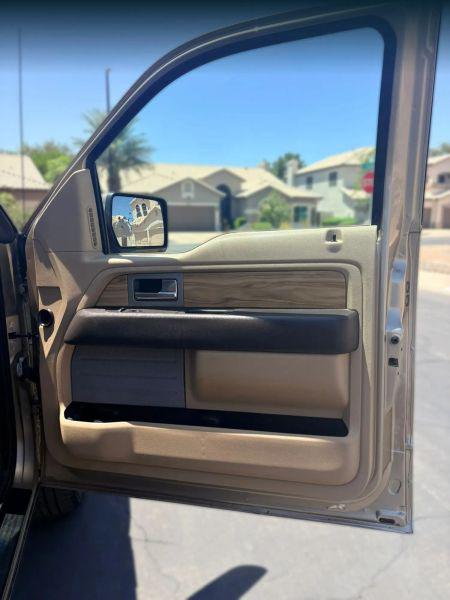 2011 Ford F-150 Lariat