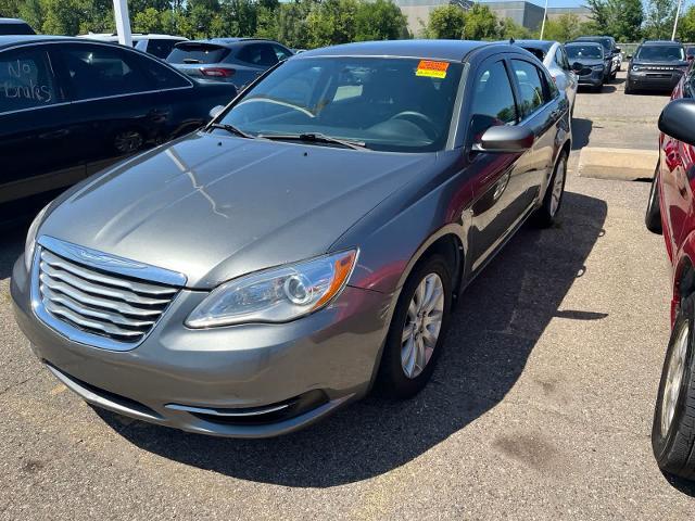 2013 Chrysler 200 Touring for sale in Sterling Heights, MI
