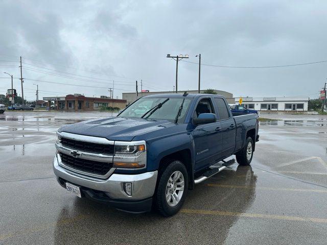 2017 Chevrolet Silverado 1500 LT for sale in Bloomington, IL
