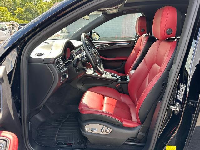 2020 Porsche Macan Base