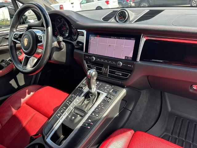 2020 Porsche Macan Base