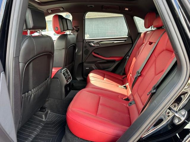 2020 Porsche Macan Base