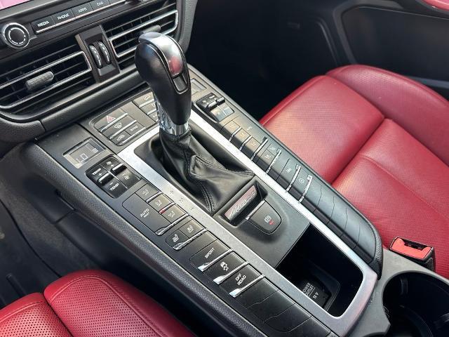 2020 Porsche Macan Base
