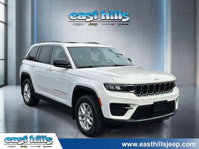 2025 Jeep Grand Cherokee Laredo X 4x4 for sale in Greenvale, NY