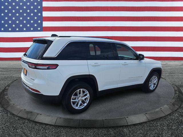 2023 Jeep Grand Cherokee Laredo 4x4 2023 Jeep Grand Cherokee Laredo 4x4