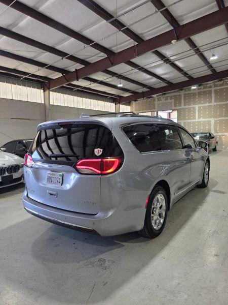 2018 Chrysler Pacifica Limited