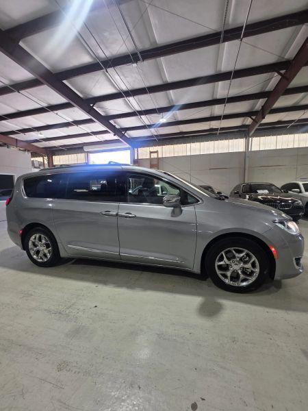 2018 Chrysler Pacifica Limited
