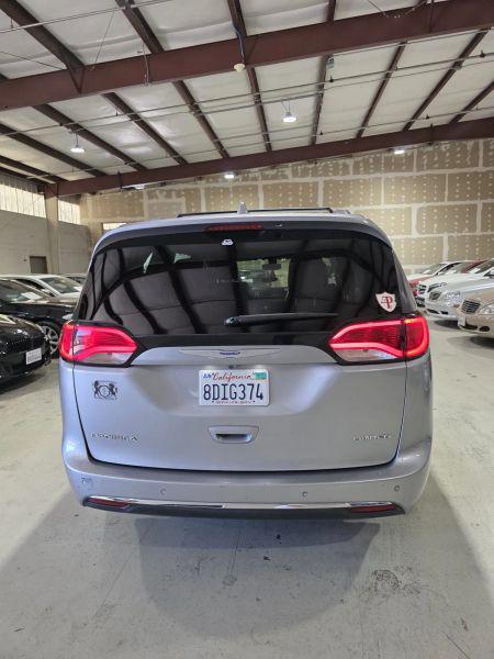 2018 Chrysler Pacifica Limited