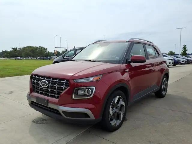 2025 Hyundai Venue SEL for sale in Springfield, IL
