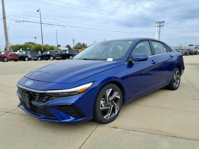 2025 Hyundai Elantra Limited for sale in Springfield, IL