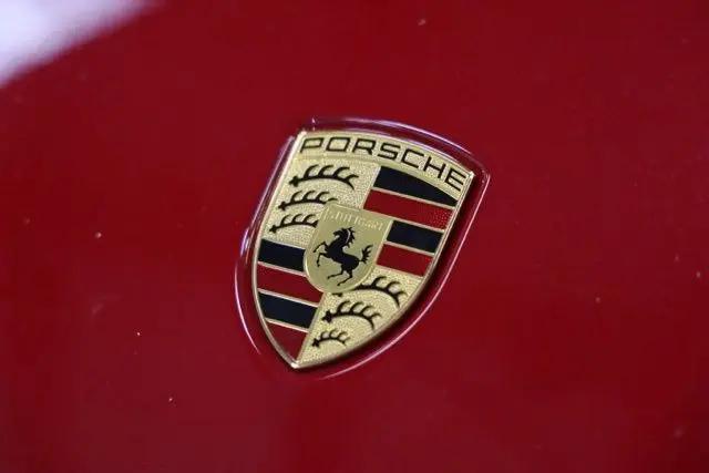 2025 Porsche Macan Macan