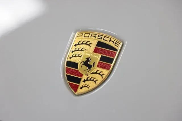 2023 Porsche Panamera Platinum Edition