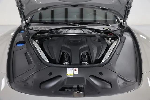 2023 Porsche Panamera Platinum Edition