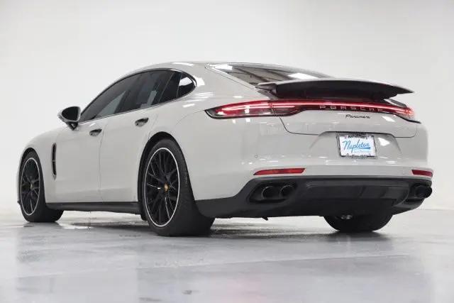 2023 Porsche Panamera Platinum Edition