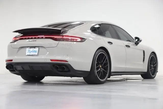 2023 Porsche Panamera Platinum Edition