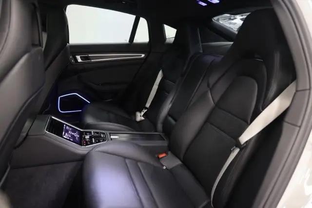 2023 Porsche Panamera Platinum Edition