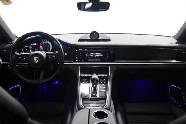 2023 Porsche Panamera Platinum Edition