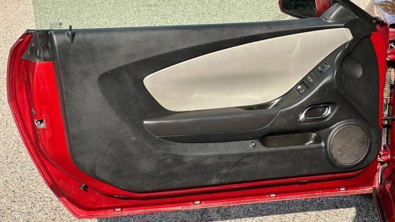 2014 Chevrolet Camaro 2LS