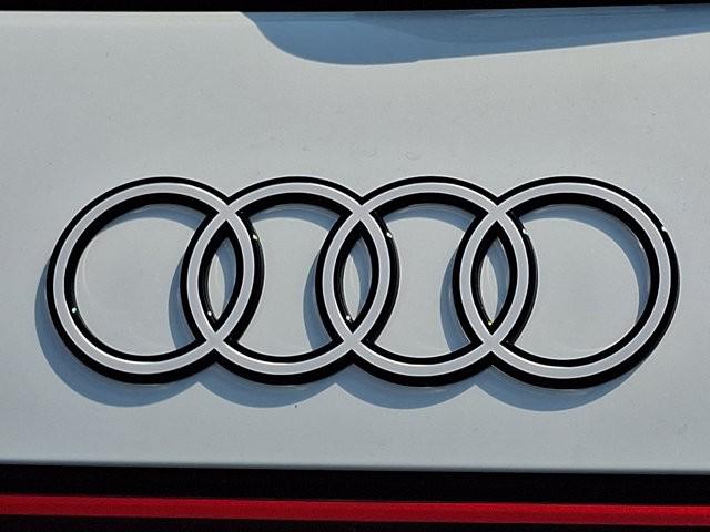 2026 Audi SQ5 Premium Plus TFSI quattro S tronic