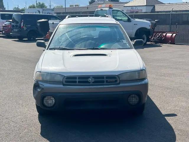 2003 Subaru Outback Base
