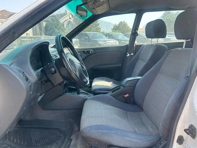 2003 Subaru Outback Base