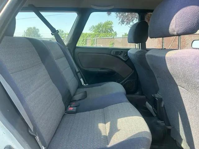 2003 Subaru Outback Base