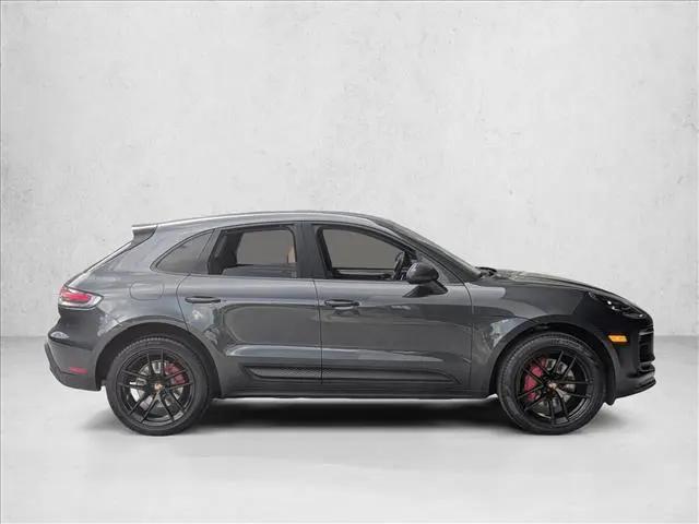 2023 Porsche Macan T