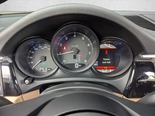 2023 Porsche Macan T