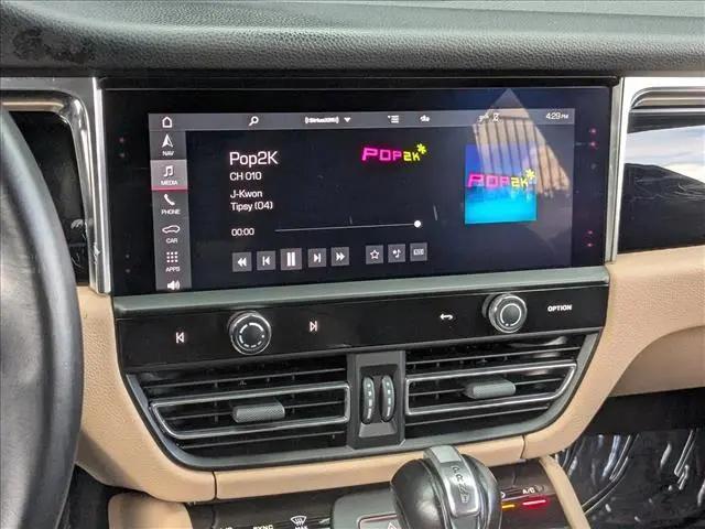 2023 Porsche Macan T