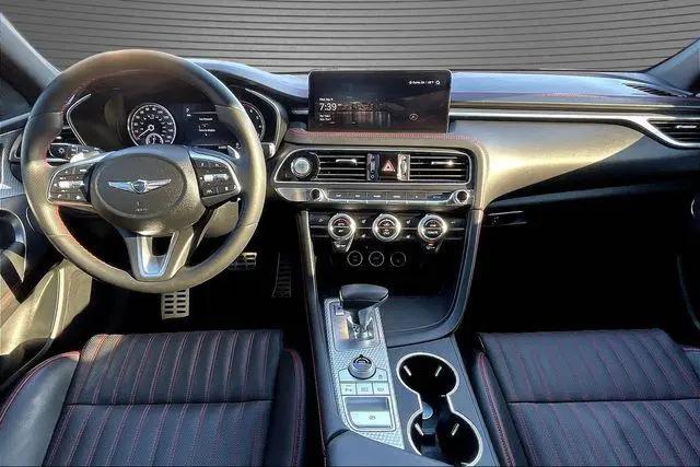 2023 Genesis G70 2.0T RWD