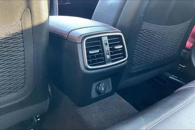 2023 Genesis G70 2.0T RWD