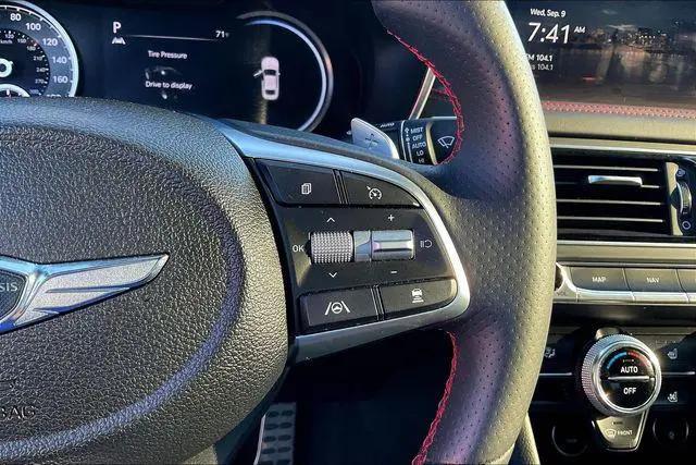 2023 Genesis G70 2.0T RWD