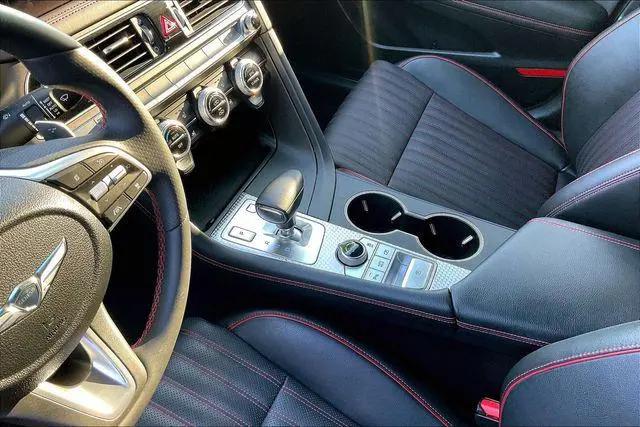 2023 Genesis G70 2.0T RWD