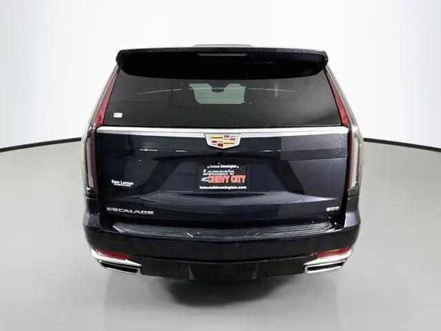 2022 Cadillac Escalade Premium Luxury