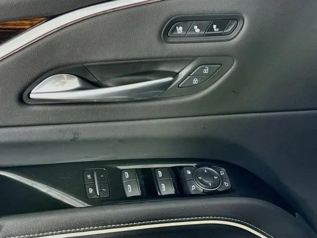 2022 Cadillac Escalade Premium Luxury