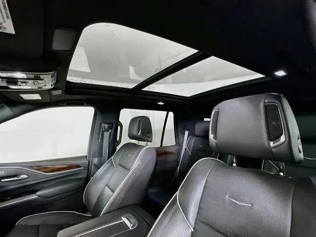 2022 Cadillac Escalade Premium Luxury