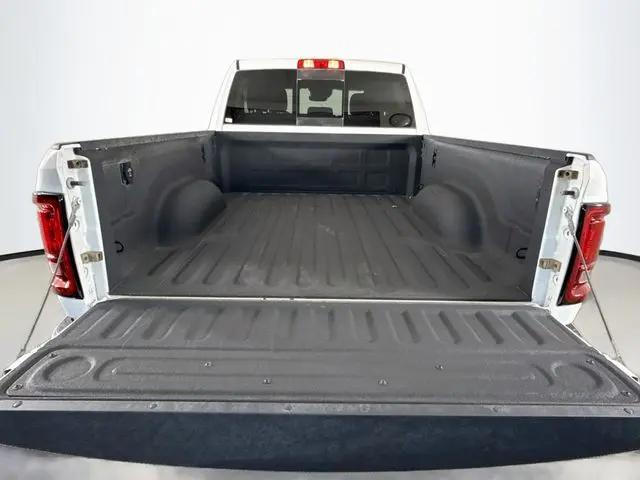 2025 Ram 3500 Tradesman Crew Cab 4x4 64 Box