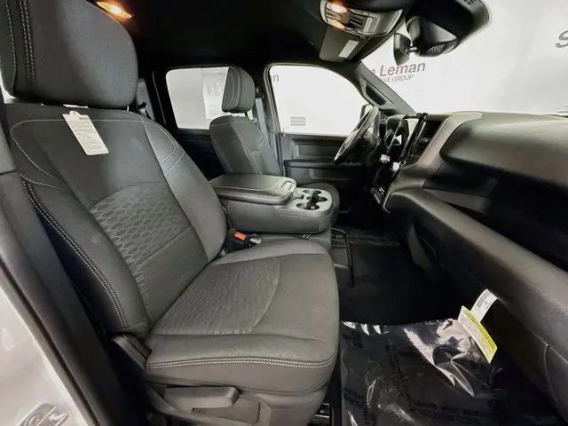 2025 Ram 3500 Tradesman Crew Cab 4x4 64 Box