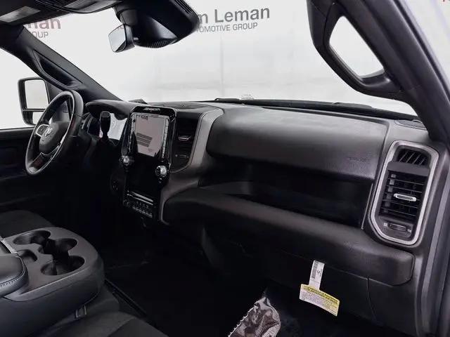 2025 Ram 3500 Tradesman Crew Cab 4x4 64 Box