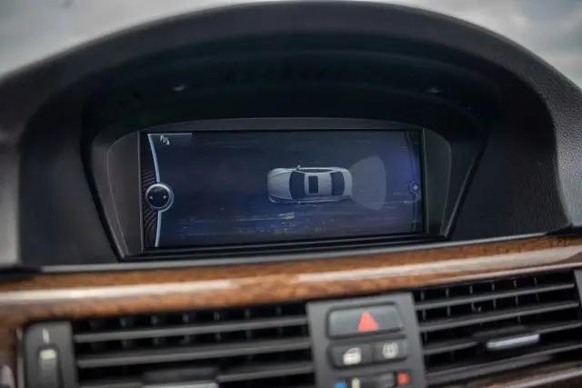 2011 BMW M3 Standard