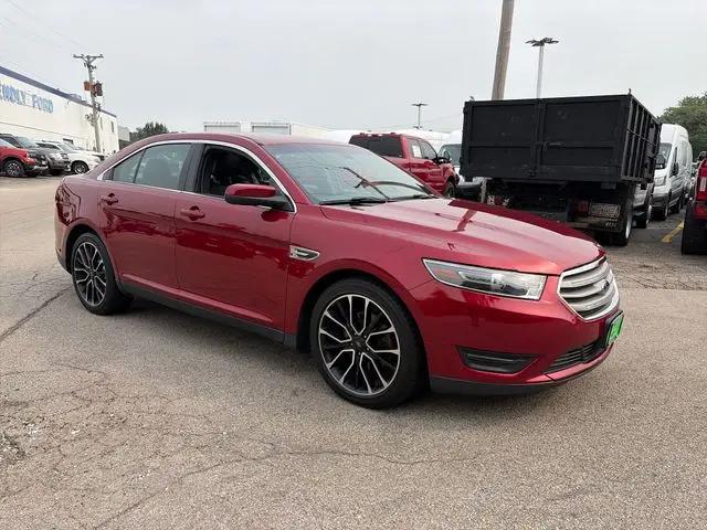 2017 Ford Taurus SEL