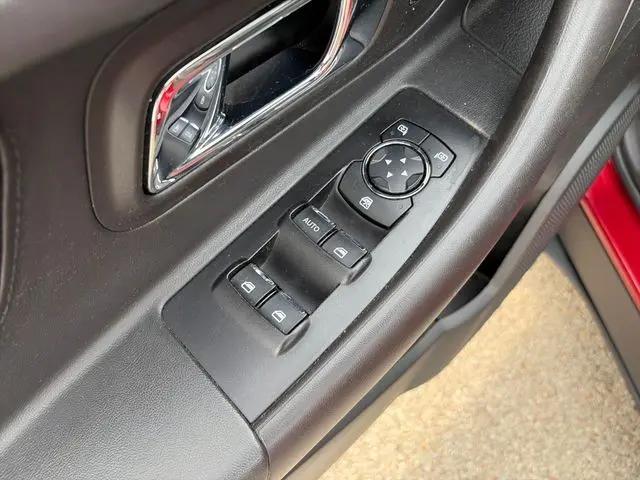 2017 Ford Taurus SEL