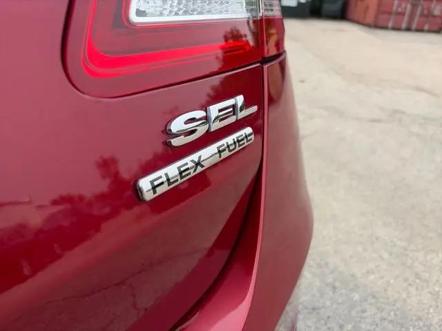 2017 Ford Taurus SEL