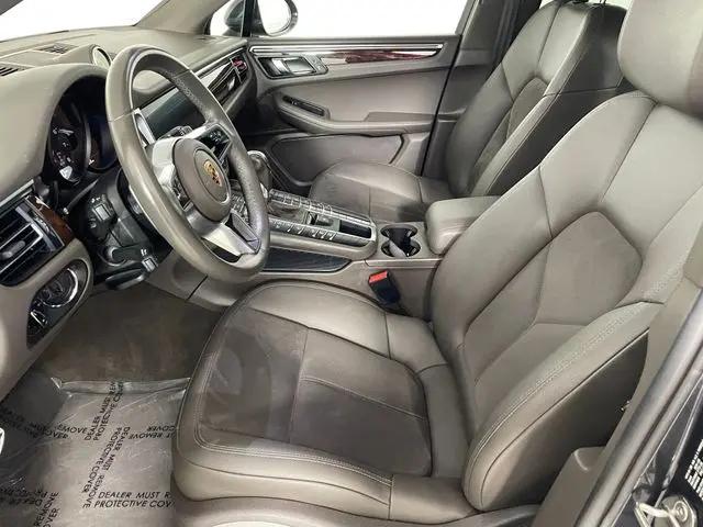 2021 Porsche Macan Macan
