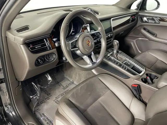 2021 Porsche Macan Macan