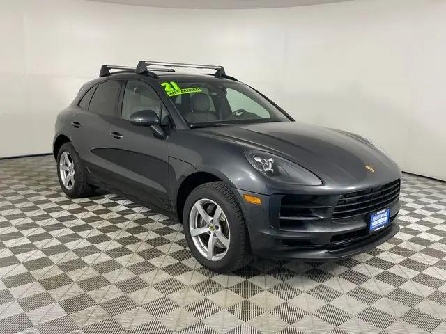 2021 Porsche Macan Macan