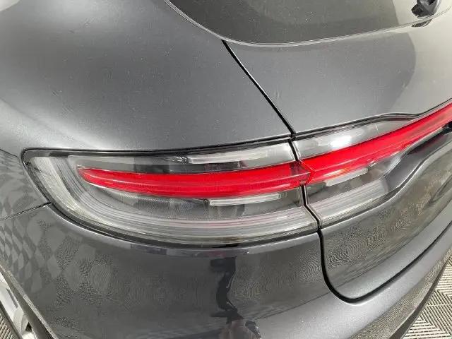 2021 Porsche Macan Macan