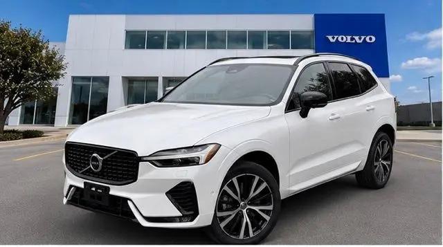 2024 Volvo XC60 B5 Plus Dark Theme for sale in Tinley Park, IL